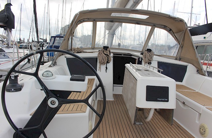Dufour 430 Grand Large