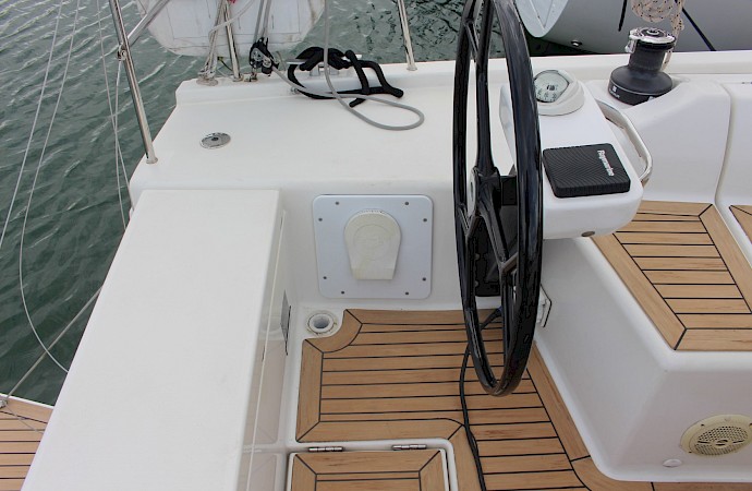 Dufour 430 Grand Large